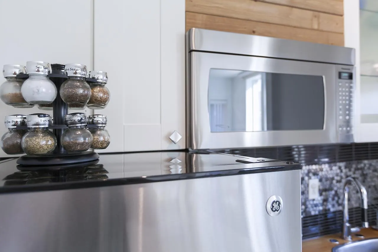 アパート Nb Urban Luxury Suites トロント