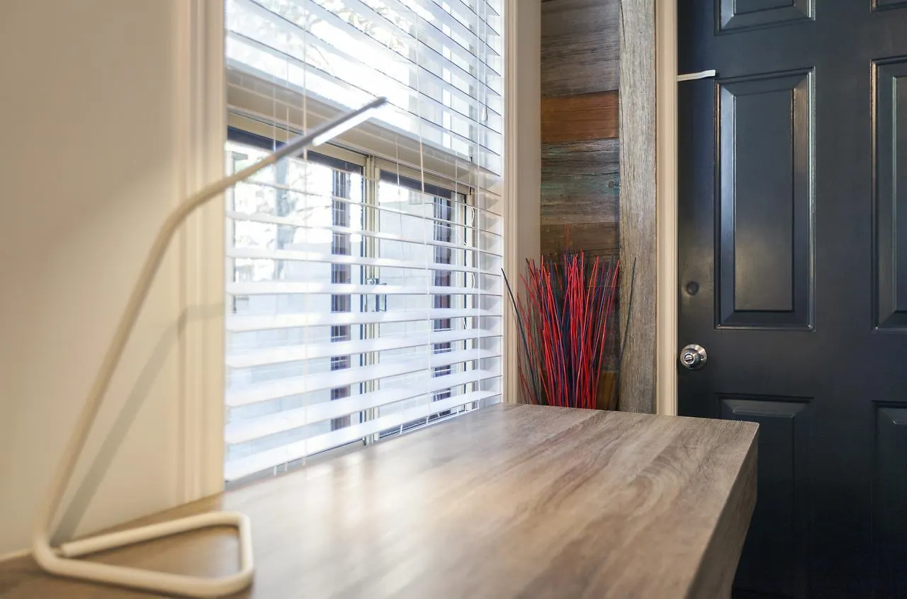 アパート Nb Urban Luxury Suites トロント カナダ